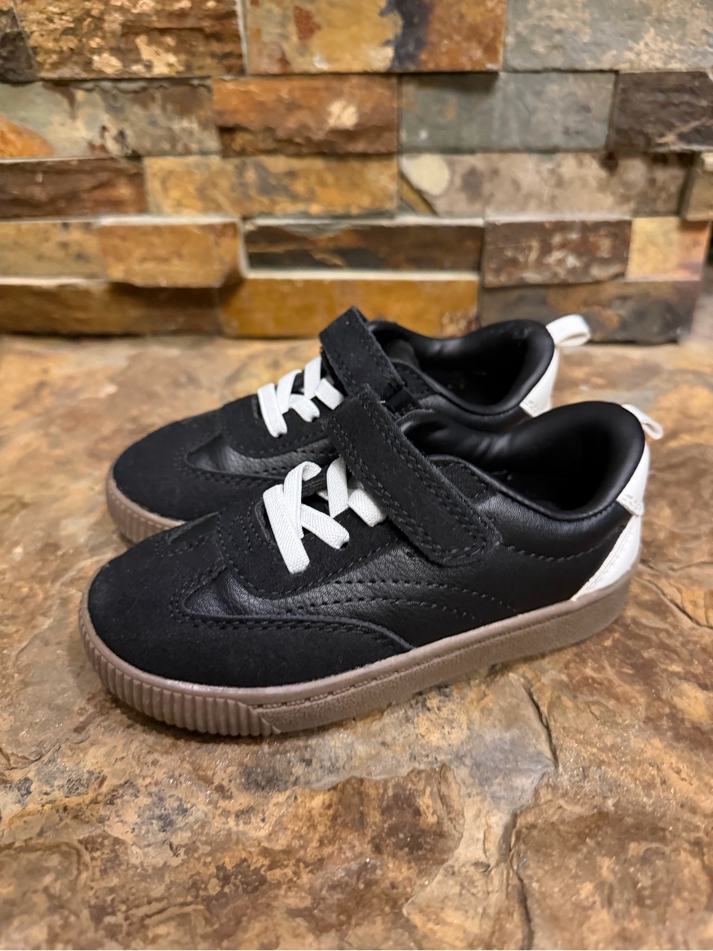 •New without tags•Carter's•Black & White•Kids Sneakers•Size 9